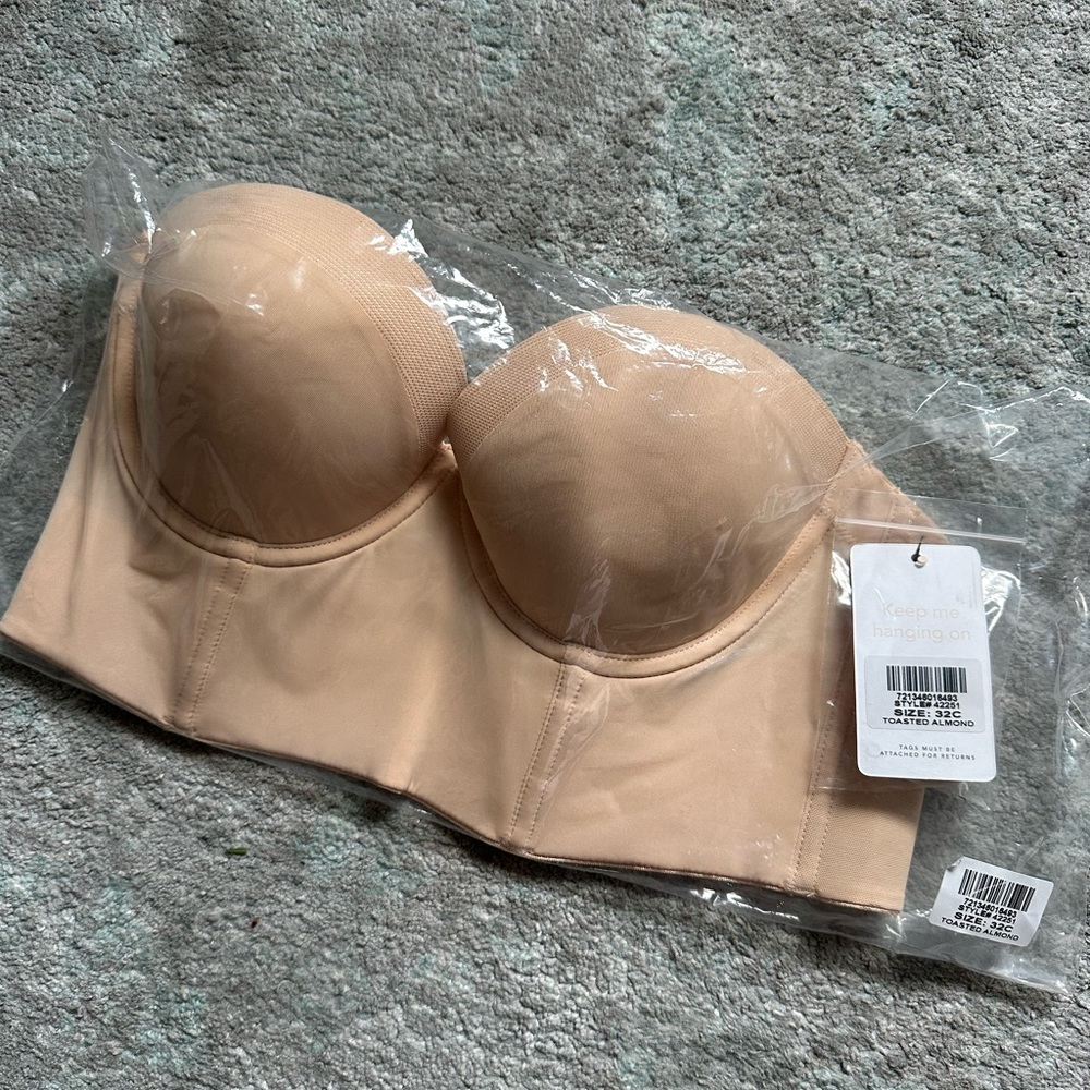 The low back strapless bra in toasted almond by lively size 32C NWT